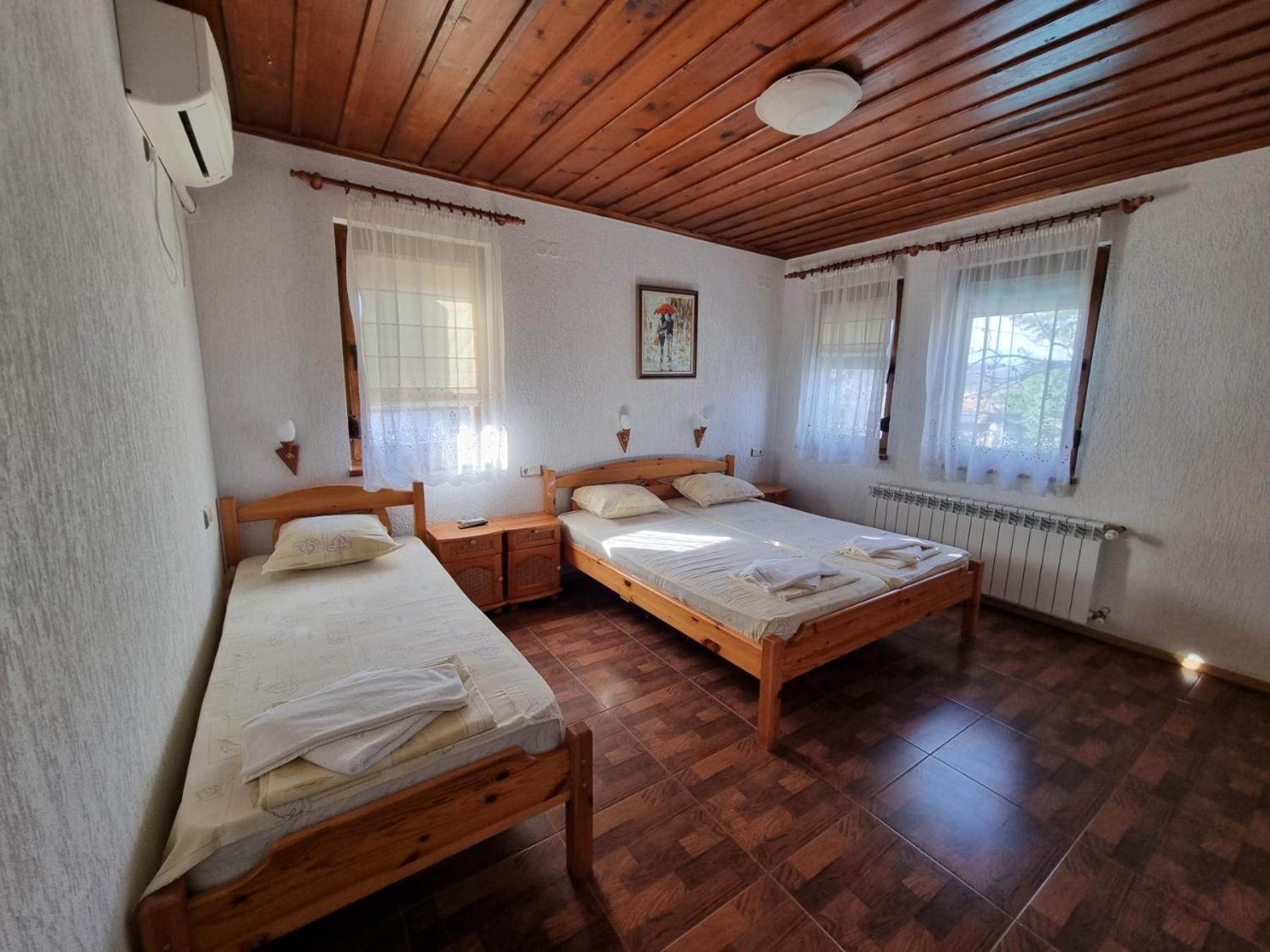 Къща За Гости Билдникс Malko Tŭrnovo Extérieur photo