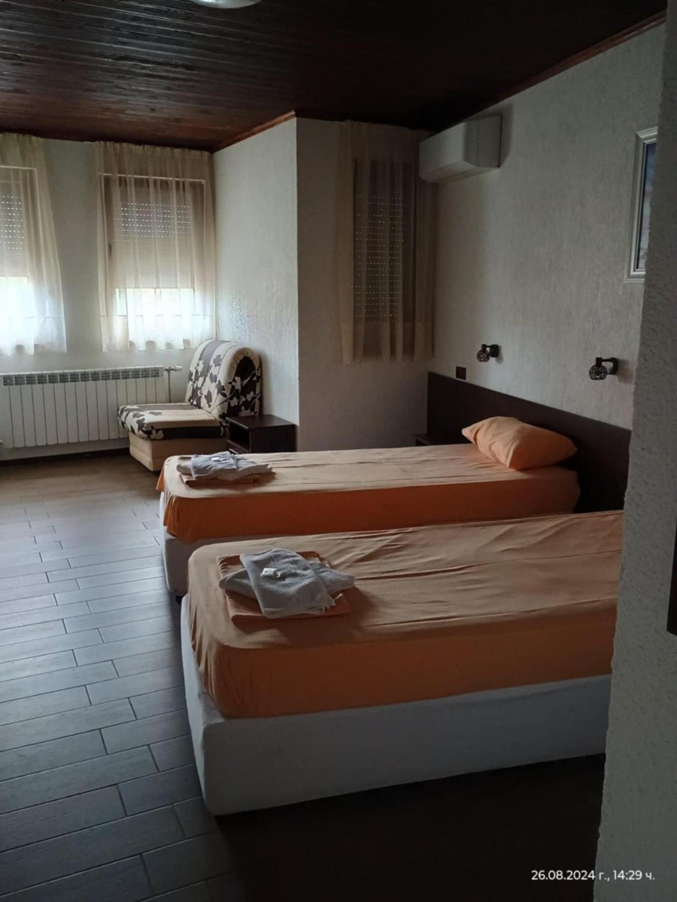 Къща За Гости Билдникс Malko Tŭrnovo Extérieur photo