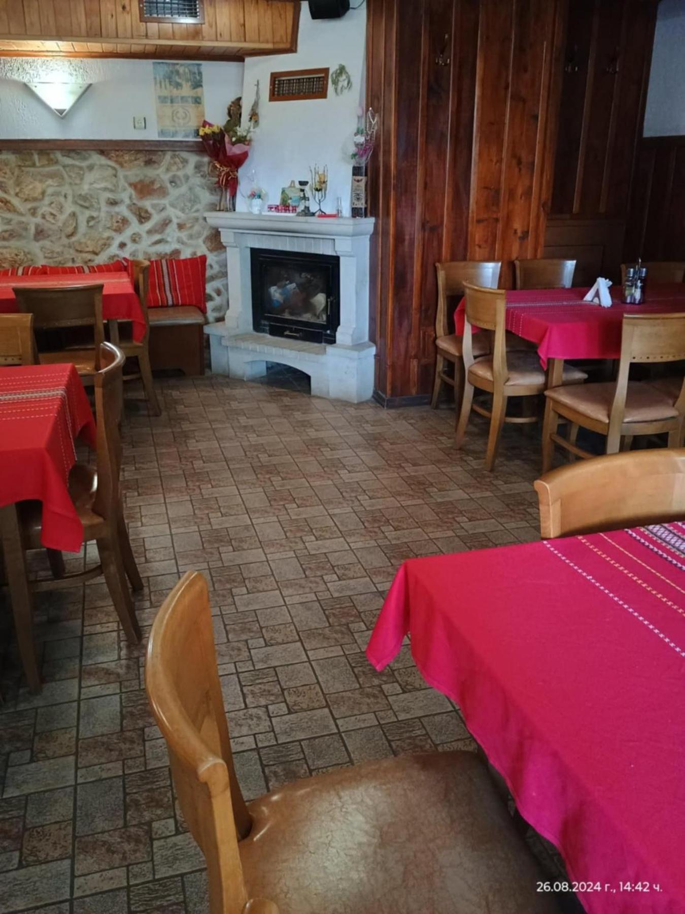 Къща За Гости Билдникс Malko Tŭrnovo Extérieur photo